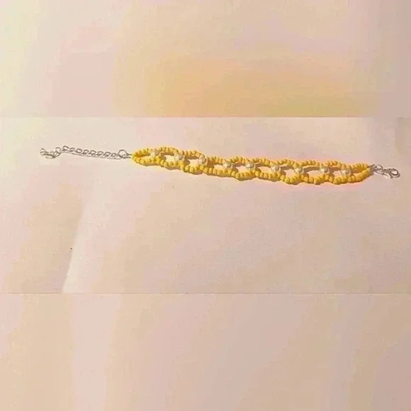 Beaded bracelet made in the Florida Keys - Picture 3 of 5